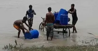 পটুয়াখালীতে যৌথ অভিযানে ২ কোটি টাকার রেনুপোনা জব্দ